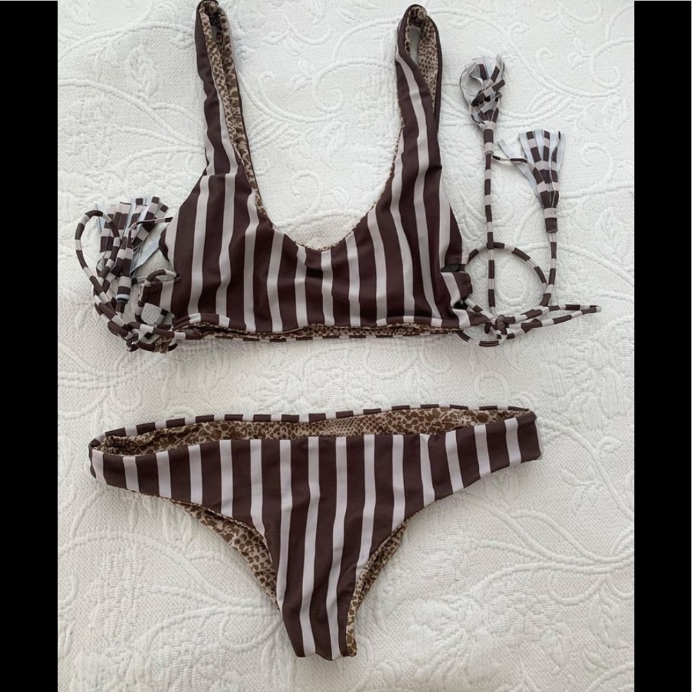 Acacia upper east side set